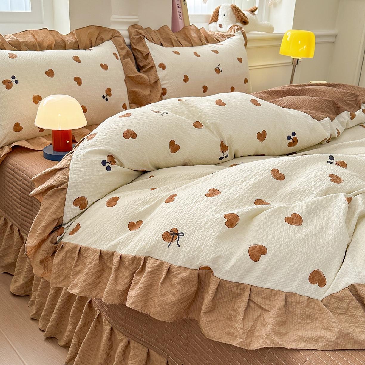 91家纺网 家纺一手货源 找家纺 安哆啦家纺 2026新款糯叽叽泡泡棉韩式花边床盖四件套 泡泡棉-奶咖小桃心