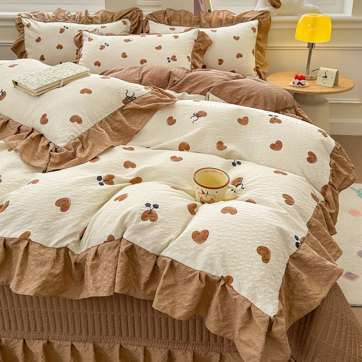 安哆啦家纺 2026新款糯叽叽泡泡棉韩式花边床盖四件套 泡泡棉-奶咖小桃心