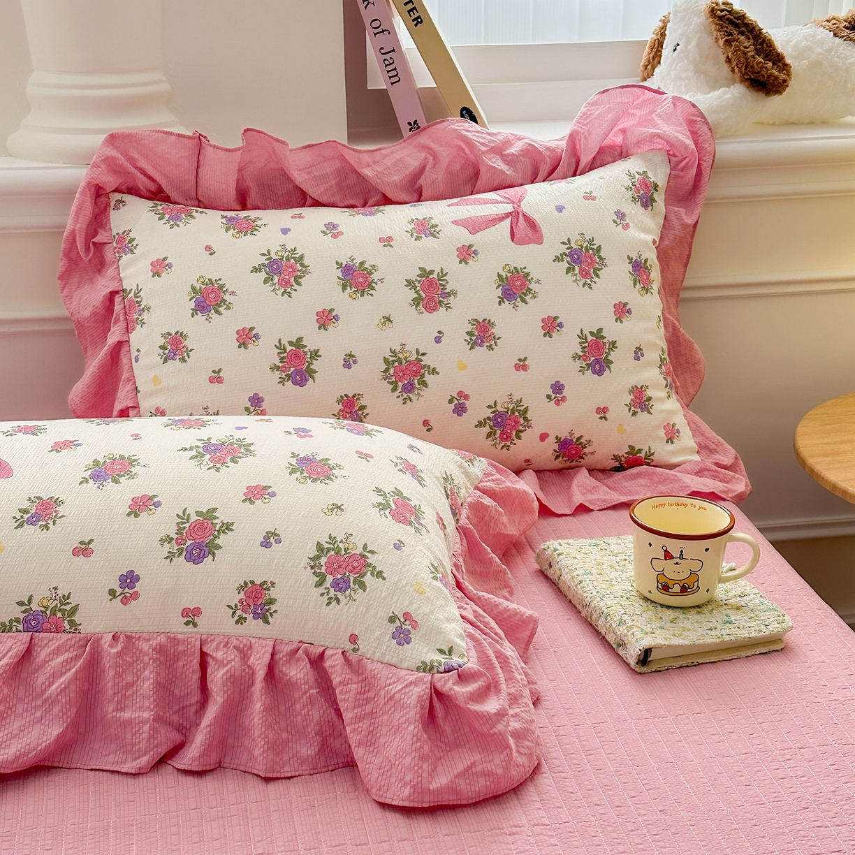 91家纺网 家纺一手货源 找家纺 安哆啦家纺 2026新款糯叽叽泡泡棉韩式花边床盖四件套 泡泡棉-甜莓蝴蝶结