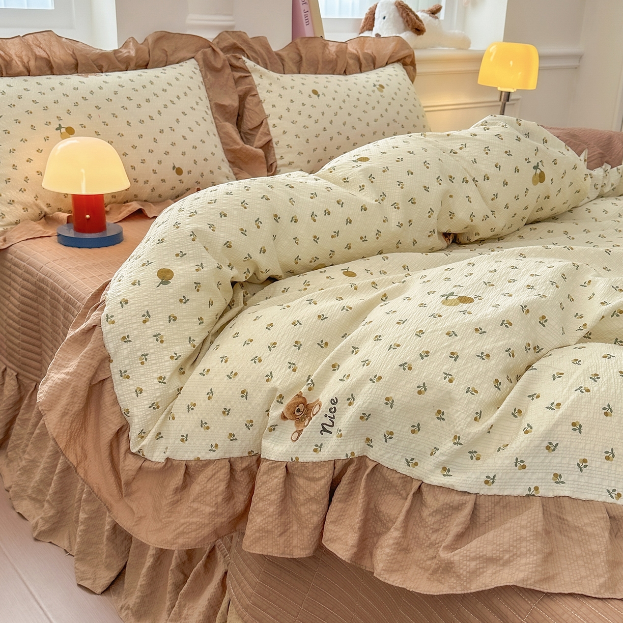 91家纺网 家纺一手货源 找家纺 安哆啦家纺 2026新款糯叽叽泡泡棉韩式花边床盖四件套 泡泡棉-小熊花町