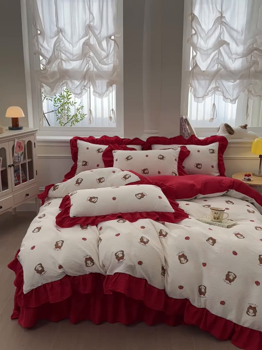 91家纺网 家纺一手货源 找家纺 安哆啦家纺 2026新款糯叽叽泡泡棉韩式花边床盖四件套 泡泡棉-可爱女孩