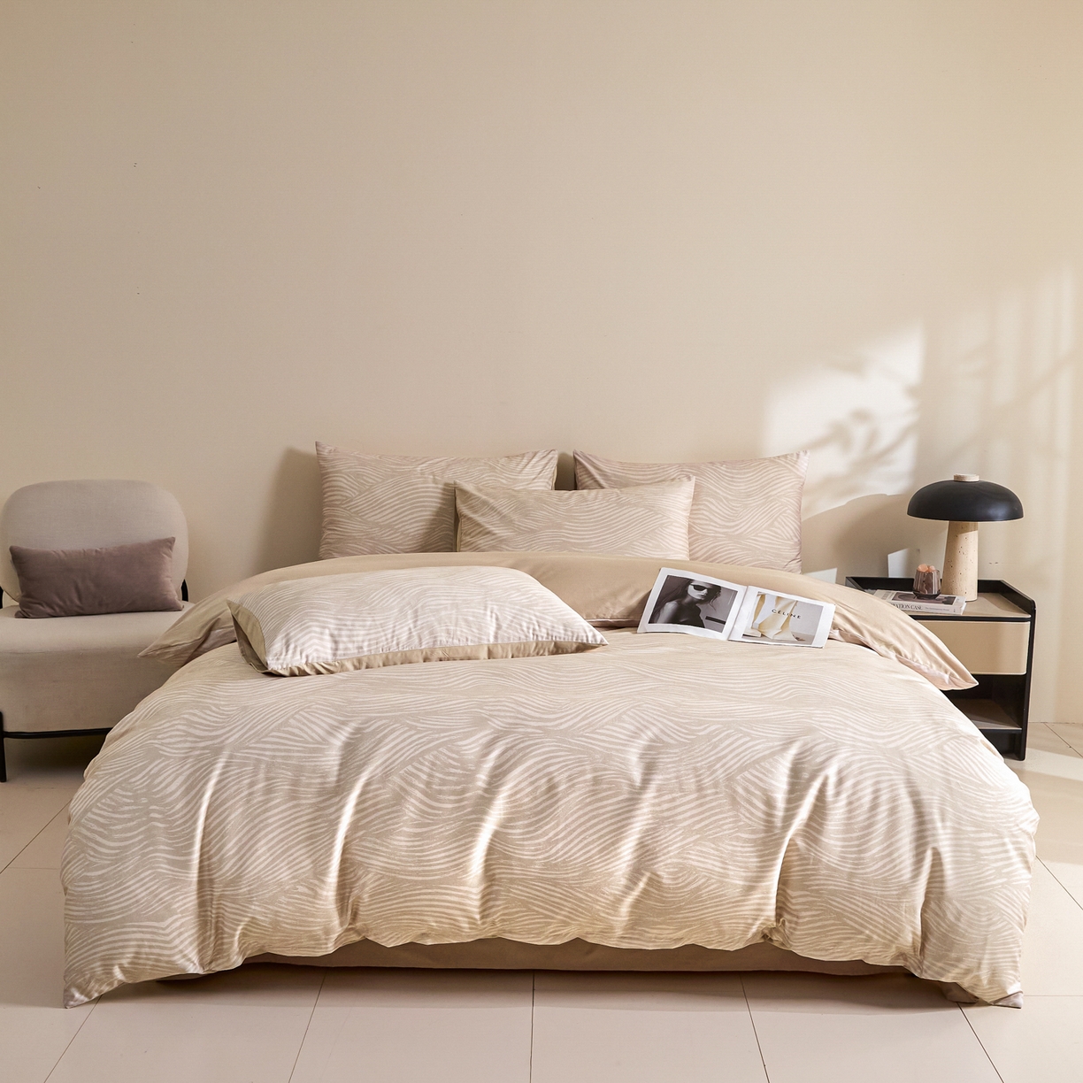 91家纺网 家纺一手货源 找家纺 新方向 2026新款数码印花50s双股全棉贡缎长绒棉四件套-罗马（严格控价 标准288元 加大308元） 罗马-香槟