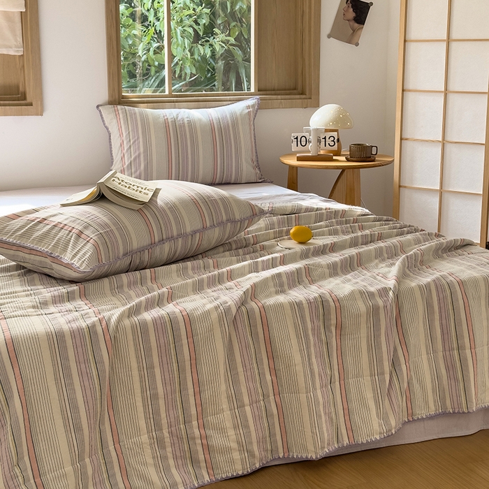 91家纺网 家纺一手货源 找家纺 被窝家纺 2026新款全棉色织贝壳边新疆棉花夏被 西蒙-紫