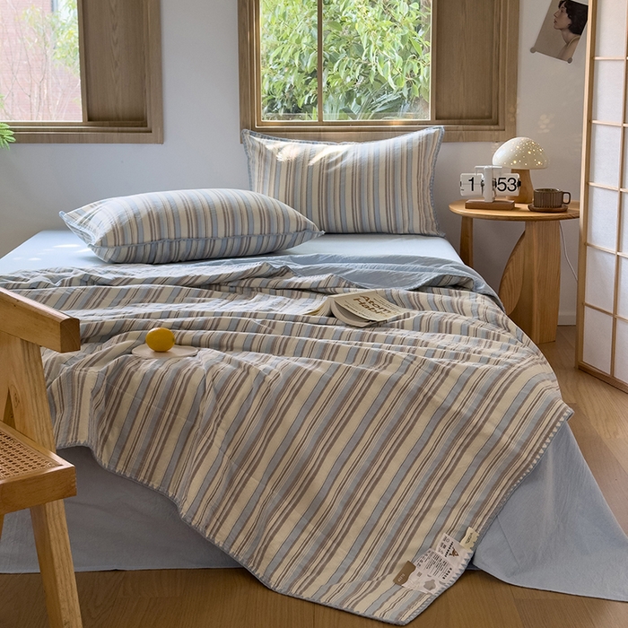 91家纺网 家纺一手货源 找家纺 被窝家纺 2026新款全棉色织贝壳边新疆棉花夏被 左岸-蓝