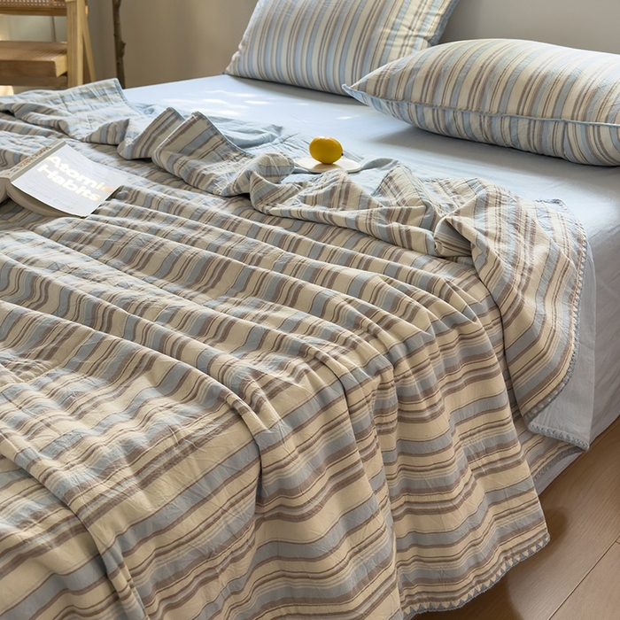 91家纺网 家纺一手货源 找家纺 被窝家纺 2026新款全棉色织贝壳边新疆棉花夏被 左岸-蓝