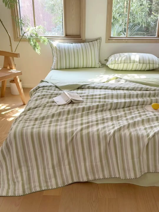 91家纺网 家纺一手货源 找家纺 被窝家纺 2026新款全棉色织贝壳边新疆棉花夏被 左岸-绿