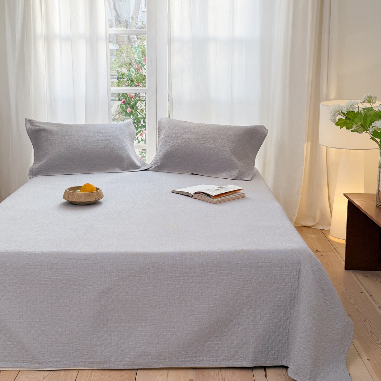 91家纺网 家纺一手货源 找家纺 沐瑟家纺 2026新款纯棉四层纱布枕巾-素格和米格 米格-浅灰