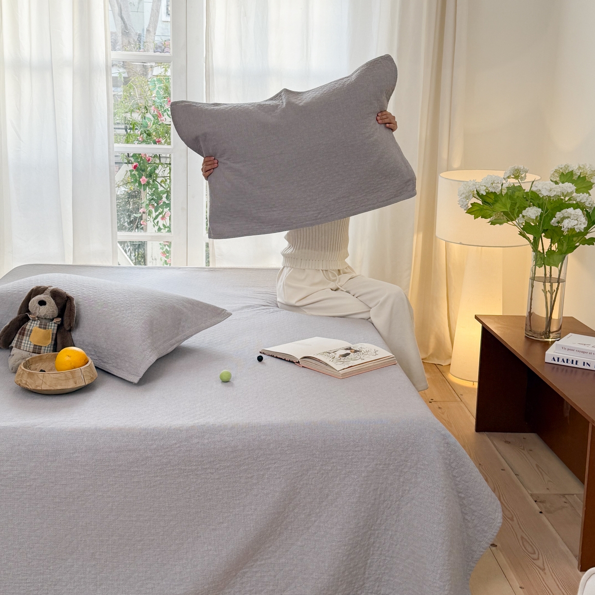 91家纺网 家纺一手货源 找家纺 沐瑟家纺 2026新款纯棉四层纱布枕巾-素格和米格 米格-浅灰