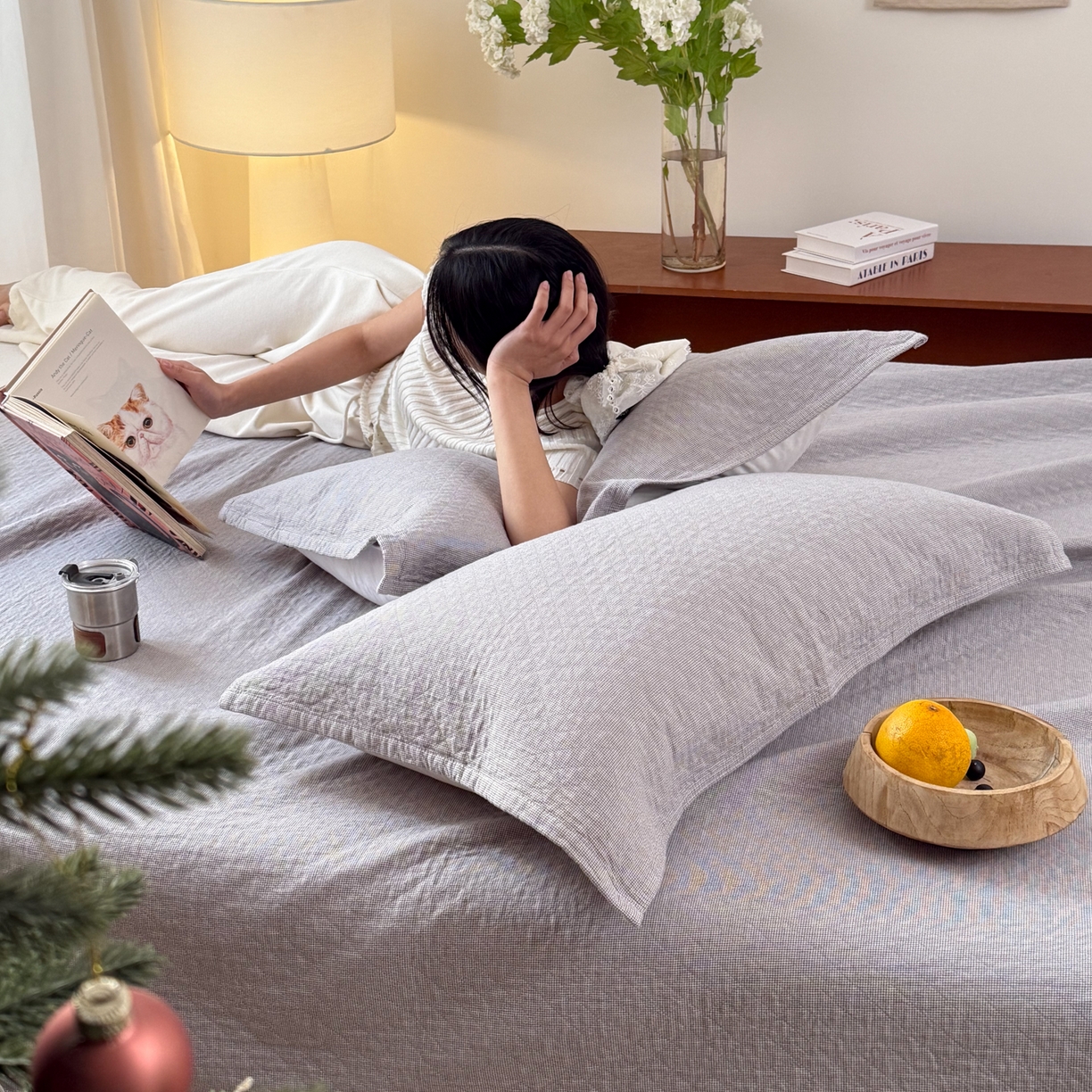 91家纺网 家纺一手货源 找家纺 沐瑟家纺 2026新款纯棉四层纱布枕巾-素格和米格 米格-浅灰