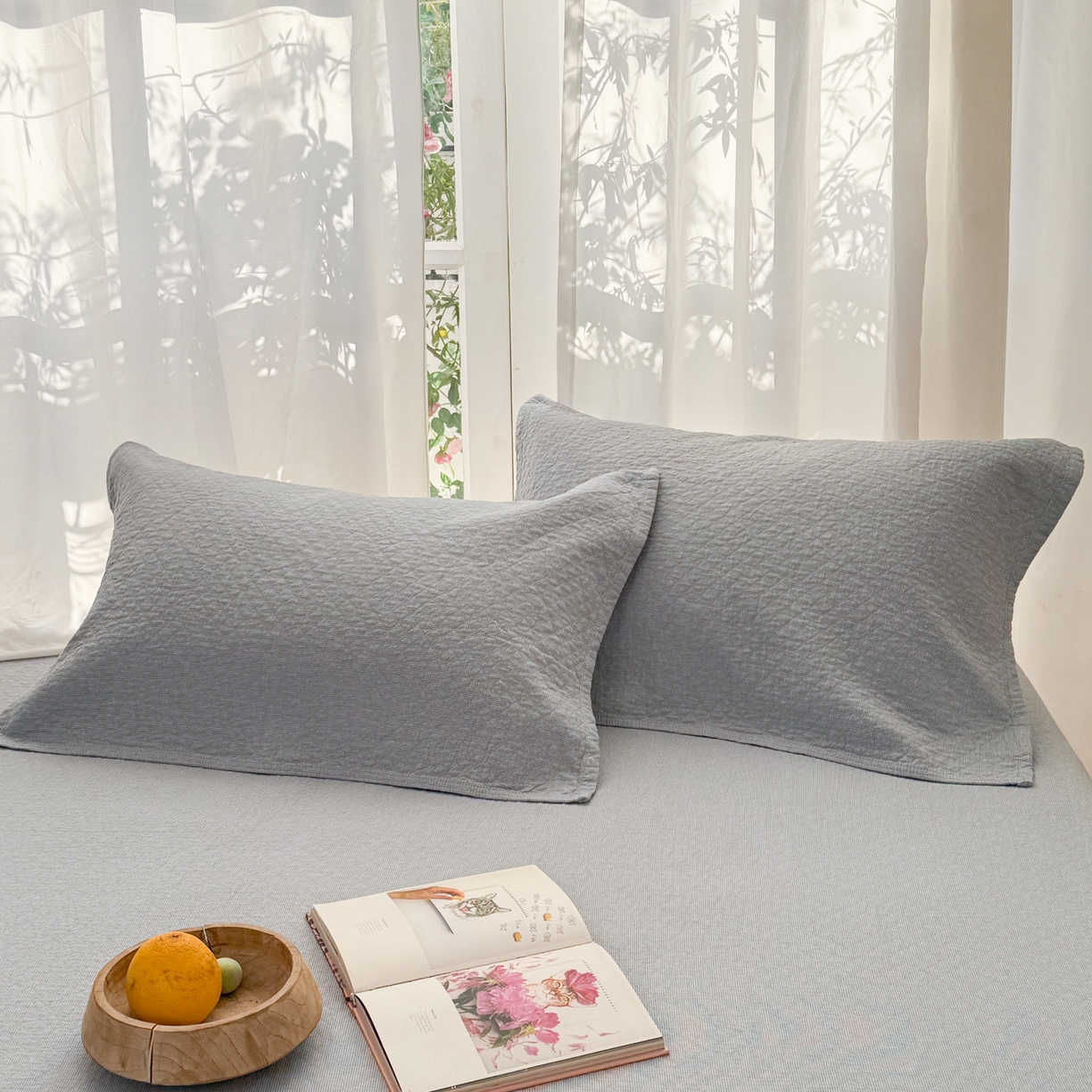 91家纺网 家纺一手货源 找家纺 沐瑟家纺 2026新款纯棉四层纱布枕巾-素格和米格 米格-浅蓝