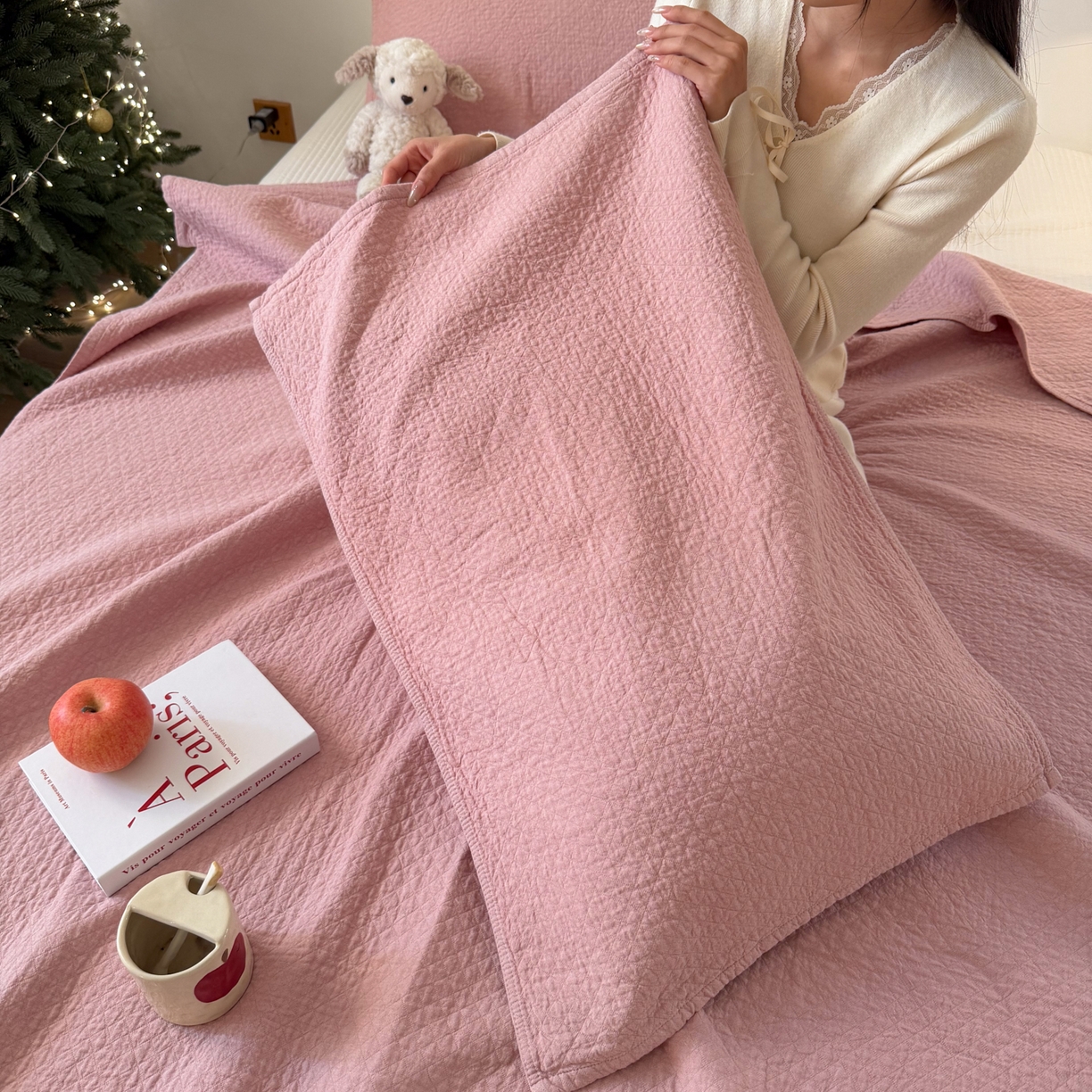 91家纺网 家纺一手货源 找家纺 沐瑟家纺 2026新款纯棉四层纱布枕巾-素格和米格 素格-粉