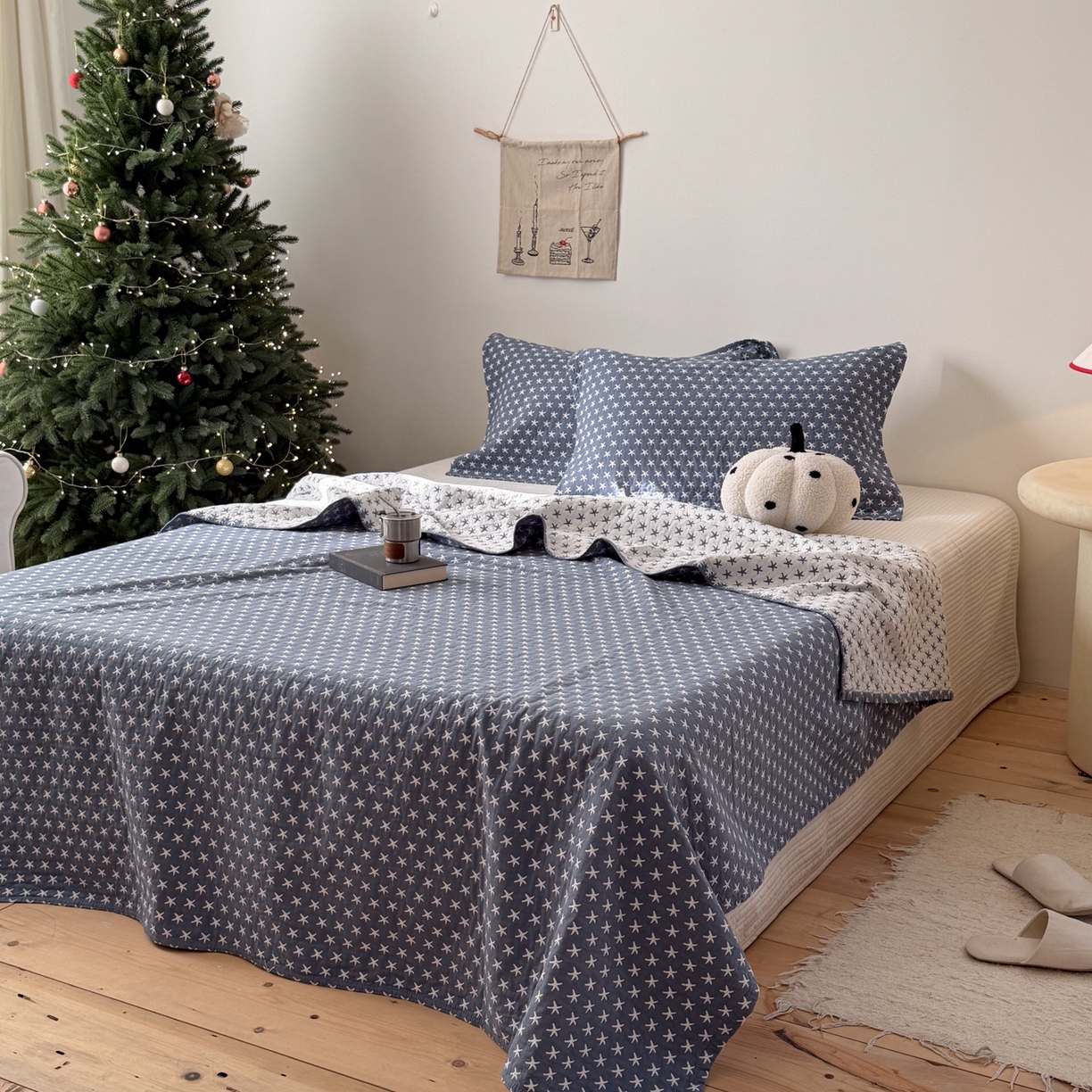 91家纺网 家纺一手货源 找家纺 沐瑟家纺 2026新款全棉四层纱布床盖-星星和心情系列 星星-蓝色