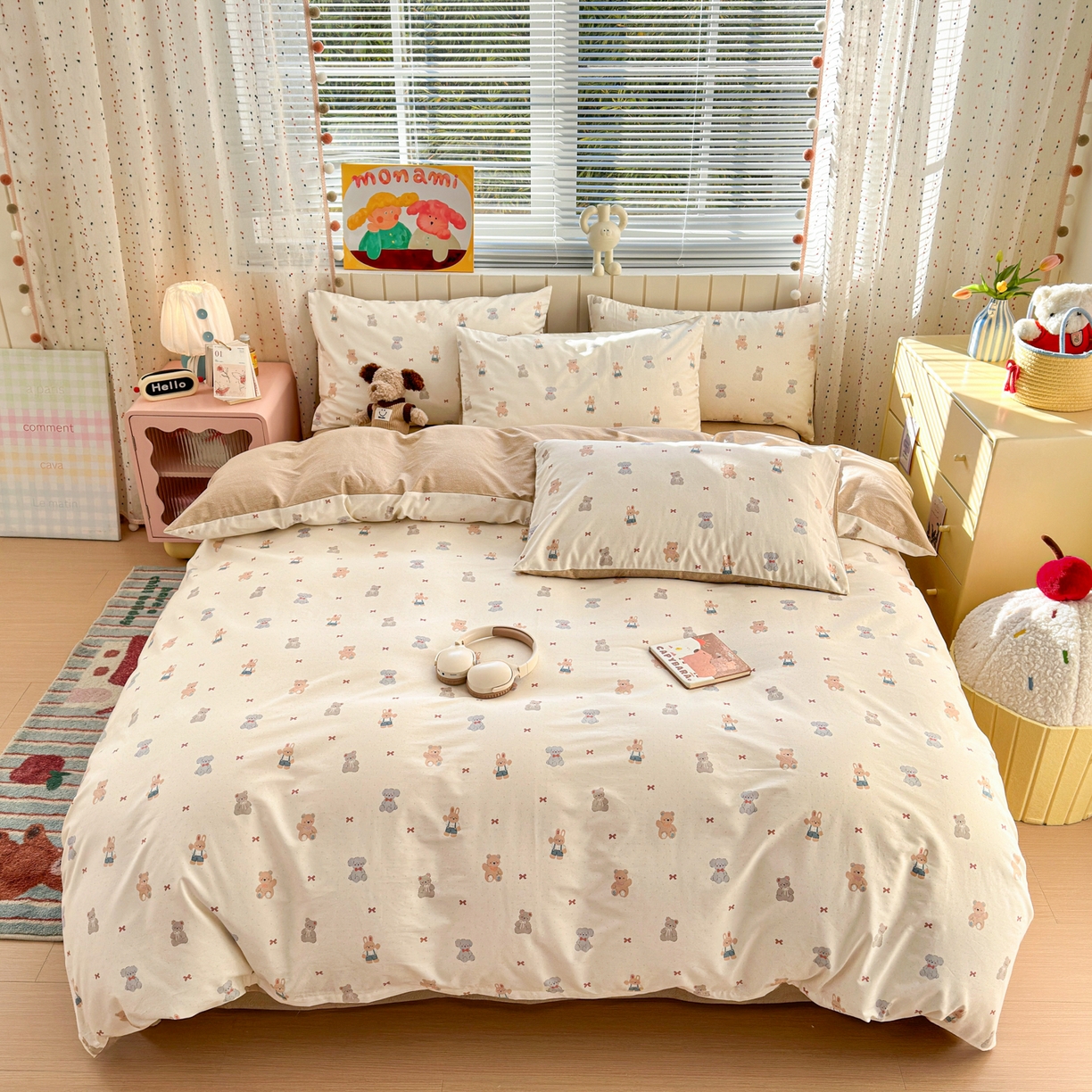 91家纺网 家纺一手货源 找家纺 梵克保罗 2026春夏新款ins小清新40支全棉13372四件套学生三件套单被套单枕套系列-第一批（四件套） 豆丁小熊