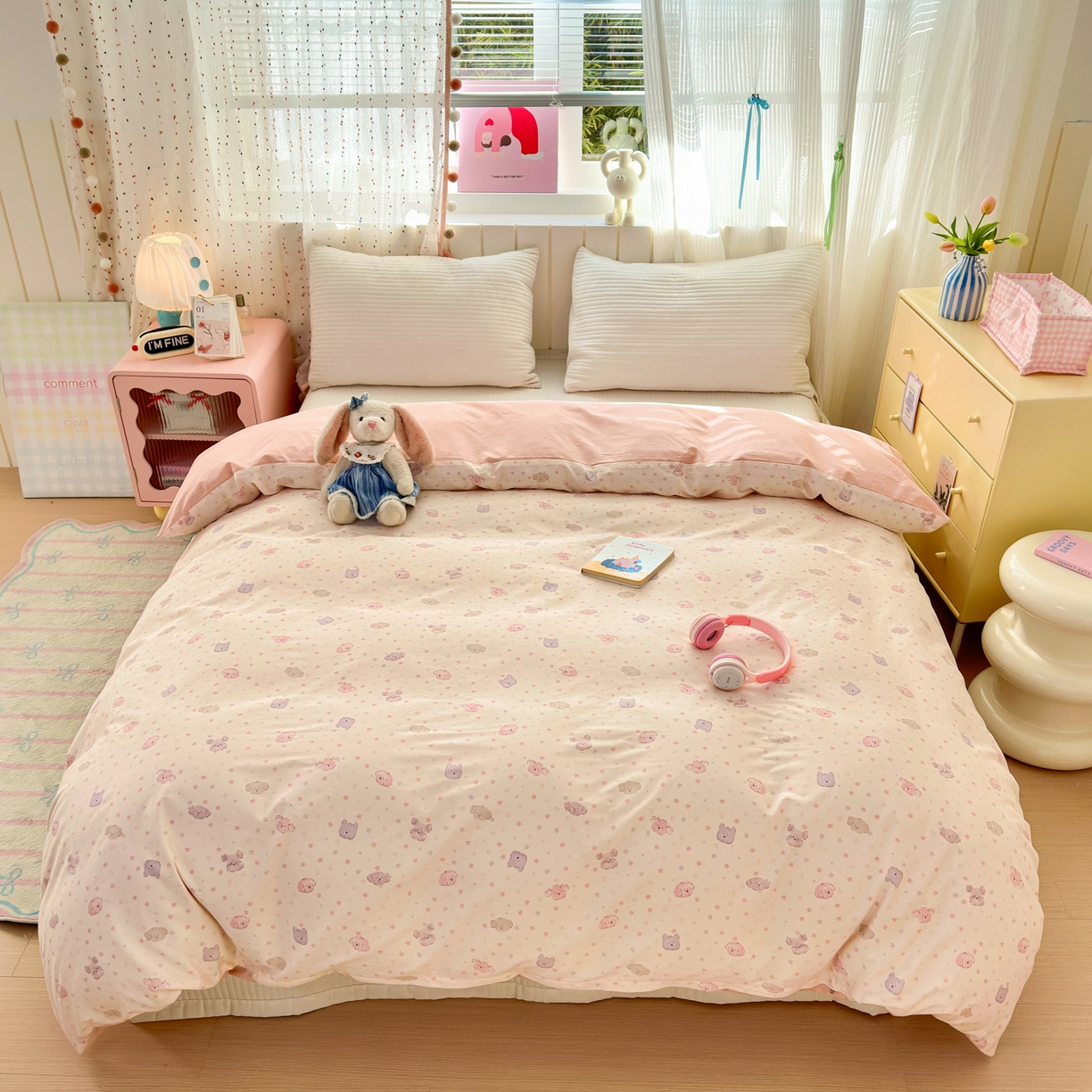 91家纺网 家纺一手货源 找家纺 梵克保罗 2026春夏新款ins小清新40支全棉13372四件套学生三件套单被套单枕套系列-第一批（单被套） 粉心狗