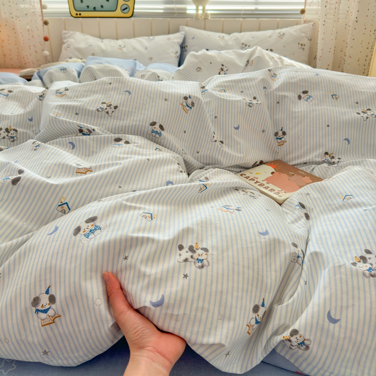 91家纺网 家纺一手货源 找家纺 梵克保罗 2026春夏新款ins小清新40支全棉13372四件套学生三件套单被套单枕套系列-第二批（四件套） 月亮狗