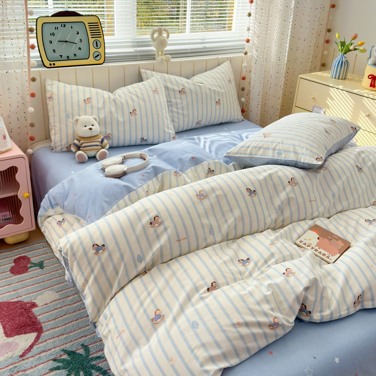 91家纺网 家纺一手货源 找家纺 梵克保罗 2026春夏新款ins小清新40支全棉13372四件套学生三件套单被套单枕套系列-第二批（四件套） 跷跷马