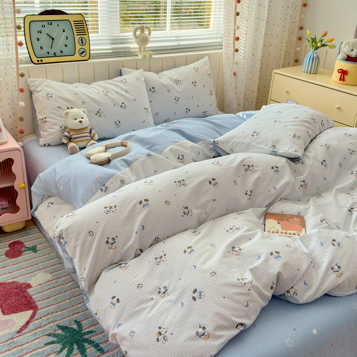 91家纺网 家纺一手货源 找家纺 梵克保罗 2026春夏新款ins小清新40支全棉13372四件套学生三件套单被套单枕套系列-第二批（四件套） 月亮狗