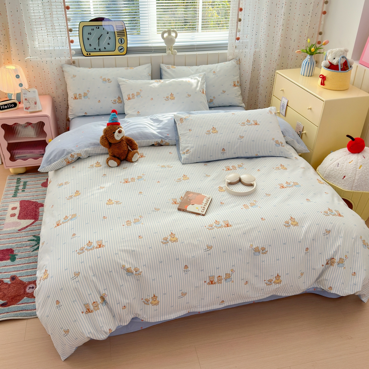 91家纺网 家纺一手货源 找家纺 梵克保罗 2026春夏新款ins小清新40支全棉13372四件套学生三件套单被套单枕套系列-第二批（四件套） 幸福小熊