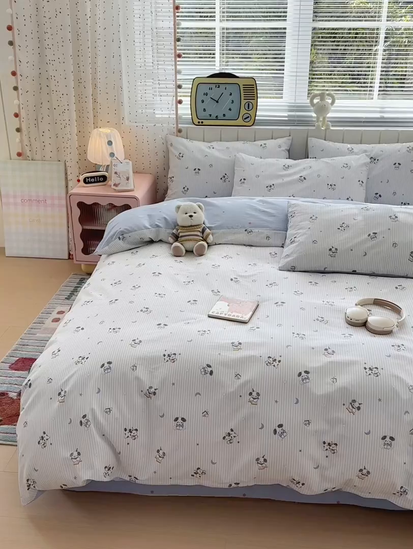 91家纺网 家纺一手货源 找家纺 梵克保罗 2026春夏新款ins小清新40支全棉13372四件套学生三件套单被套单枕套系列-第二批（四件套） 月亮狗