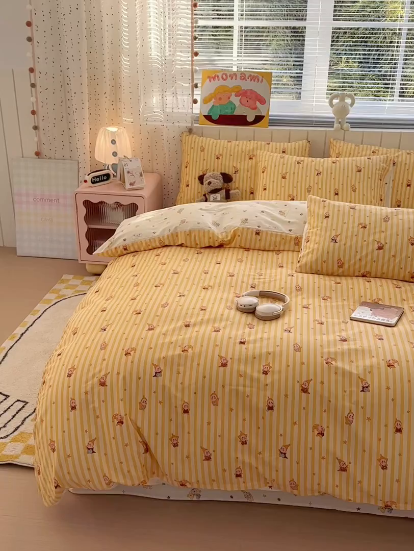 91家纺网 家纺一手货源 找家纺 梵克保罗 2026春夏新款ins小清新40支全棉13372四件套学生三件套单被套单枕套系列-第二批（四件套） 可爱萌星