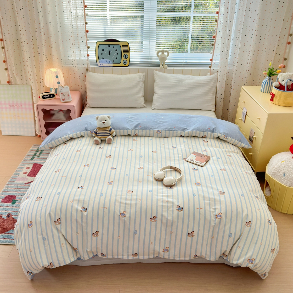 91家纺网 家纺一手货源 找家纺 梵克保罗 2026春夏新款ins小清新40支全棉13372四件套学生三件套单被套单枕套系列-第二批（单被套） 跷跷马