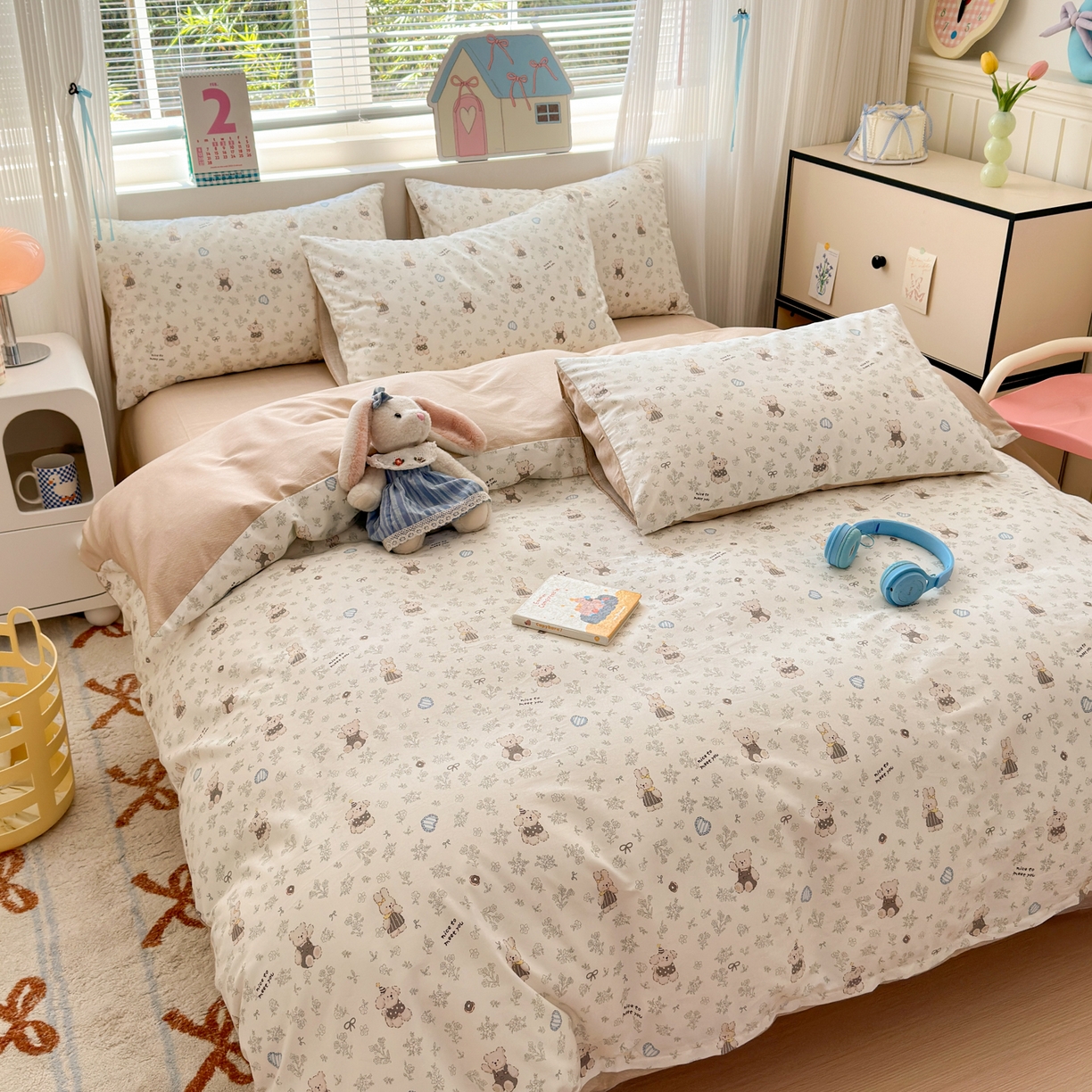 91家纺网 家纺一手货源 找家纺 梵克保罗 2026春夏新款ins小清新40支全棉13372四件套学生三件套单被套单枕套系列-第三批（四件套） 栗子狗