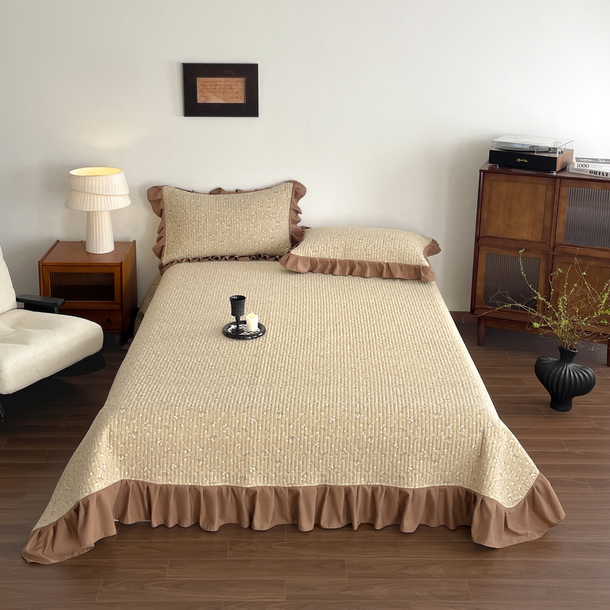 91家纺网 家纺一手货源 找家纺 慕澄家纺 2026新款高克重仿棉碎花床盖 小白花