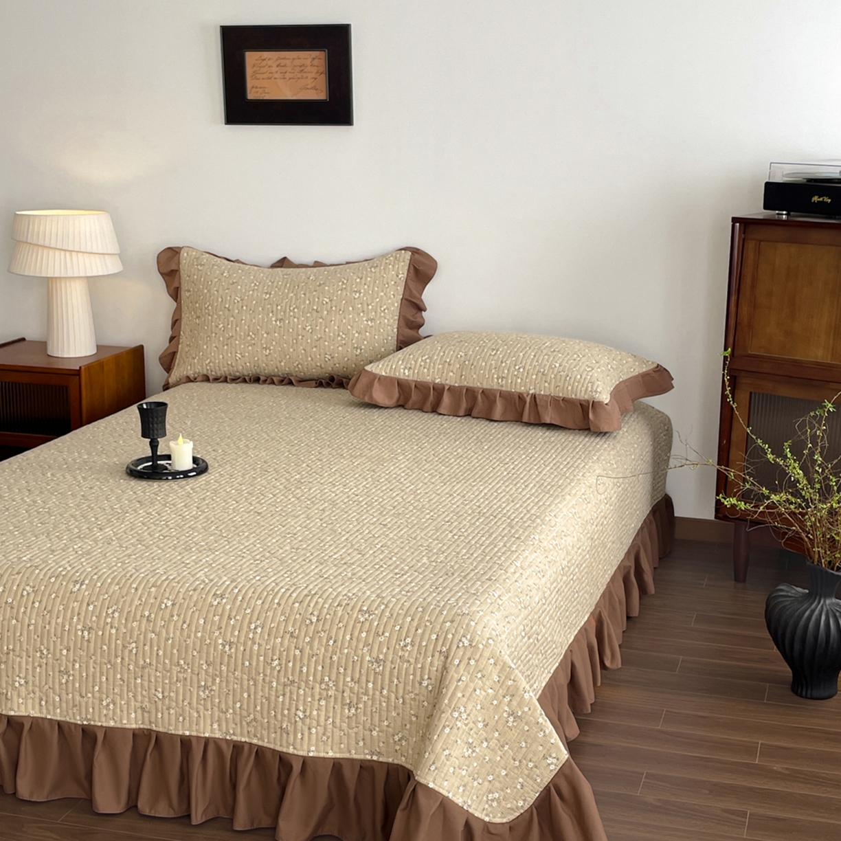 91家纺网 家纺一手货源 找家纺 慕澄家纺 2026新款高克重仿棉碎花床盖 小白花