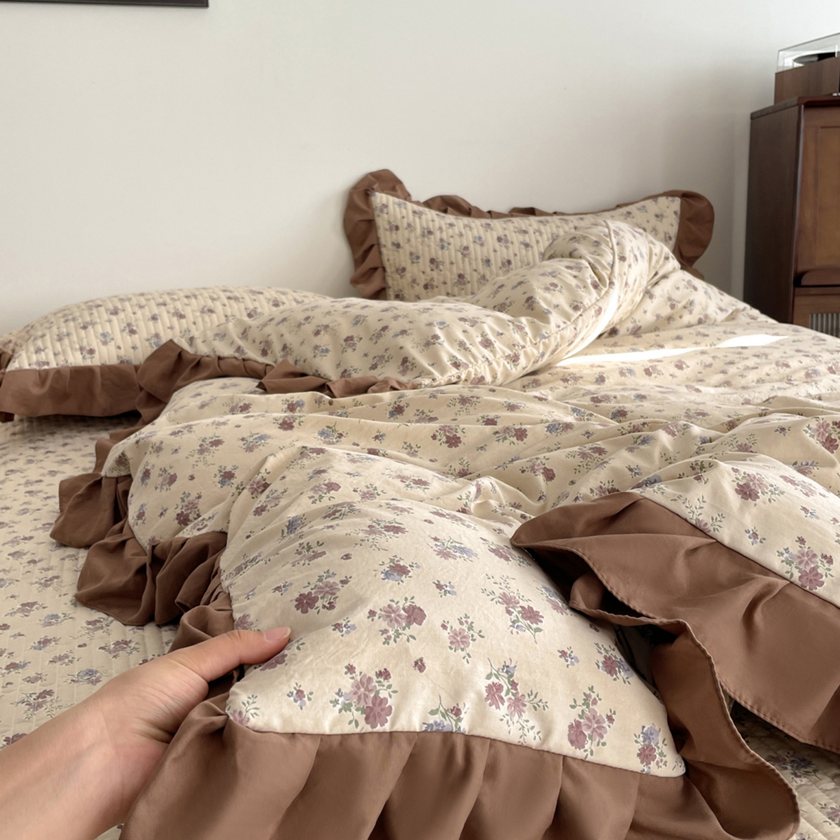 91家纺网 家纺一手货源 找家纺 慕澄家纺 2026新款高克重仿棉碎花床盖 绵绵