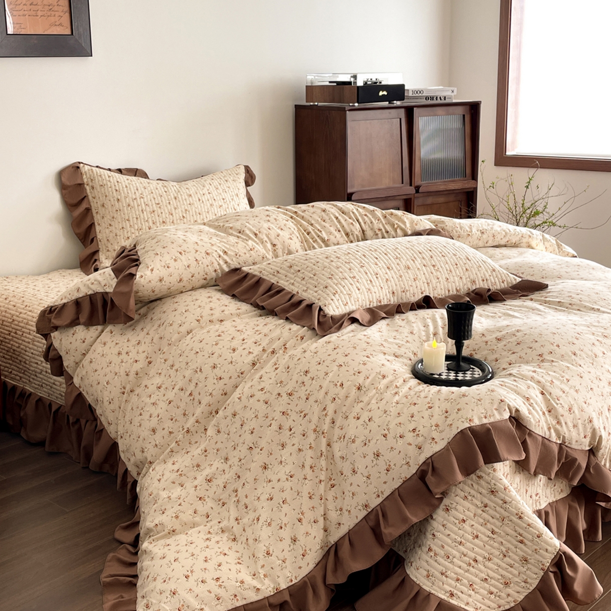 91家纺网 家纺一手货源 找家纺 慕澄家纺 2026新款高克重仿棉碎花床盖 午后