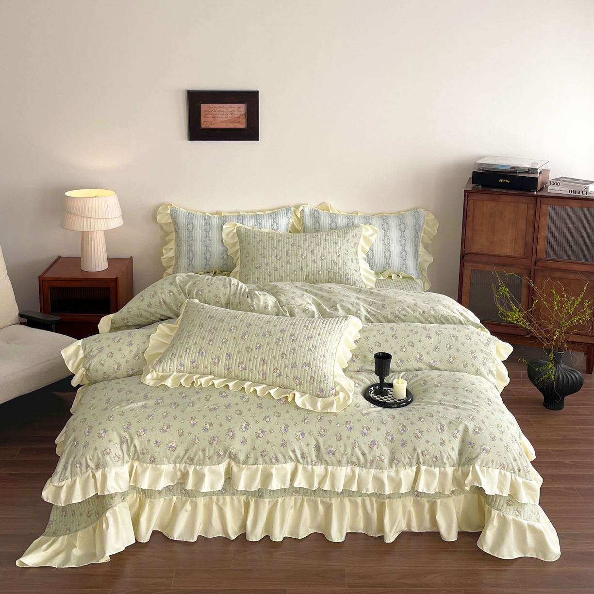 91家纺网 家纺一手货源 找家纺 慕澄家纺 2026新款高克重仿棉碎花床盖 春来