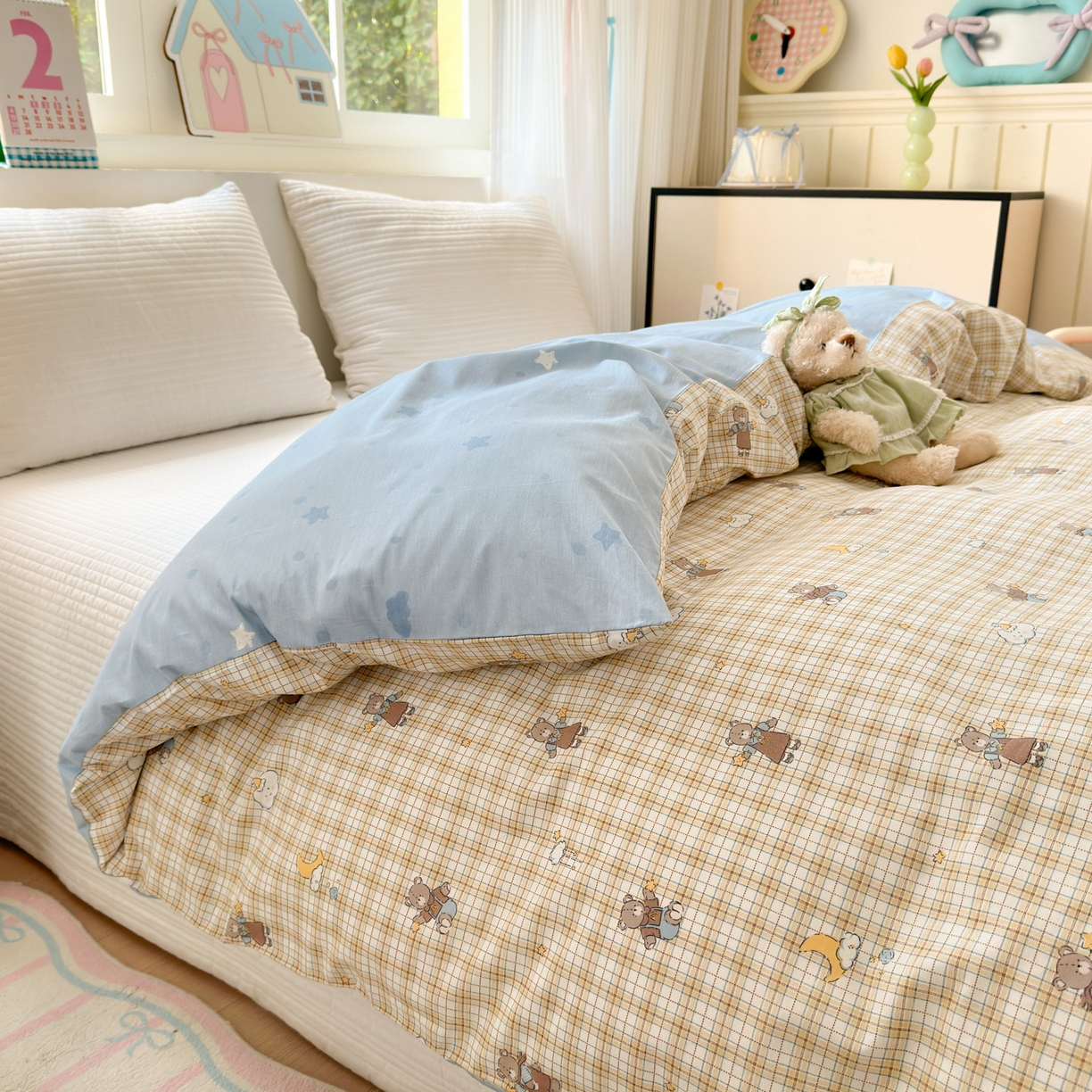 91家纺网 家纺一手货源 找家纺 梵克保罗 2026春夏新款ins小清新40支全棉13372四件套学生三件套单被套单枕套系列-第三批（单被套） 摘星小熊