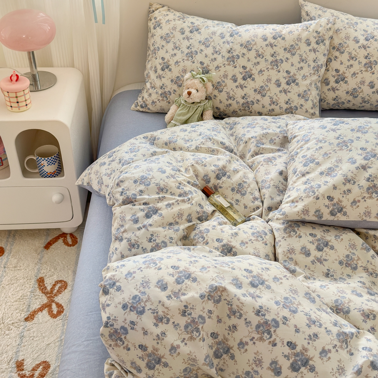 91家纺网 家纺一手货源 找家纺 梵克保罗 2026春夏新款ins小清新40支全棉13372四件套学生三件套单被套单枕套系列-第三批（单被套） 千代-兰