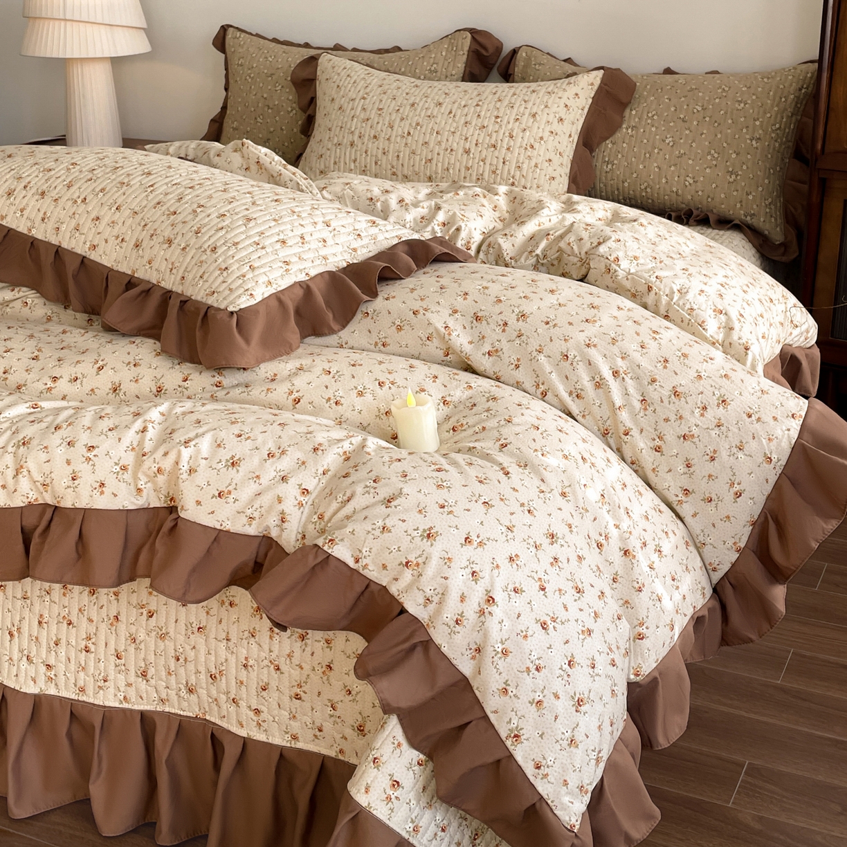 91家纺网 家纺一手货源 找家纺 慕澄家纺 2026新款高克重仿棉碎花床盖 午后