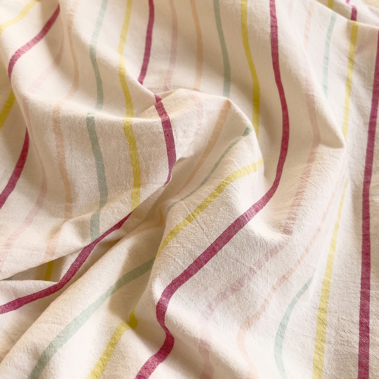 91家纺网 家纺一手货源 找家纺 炫拼家纺 2026新款A类全棉水洗棉贝壳边毛巾绣四件套-炫彩系列 炫彩-彩