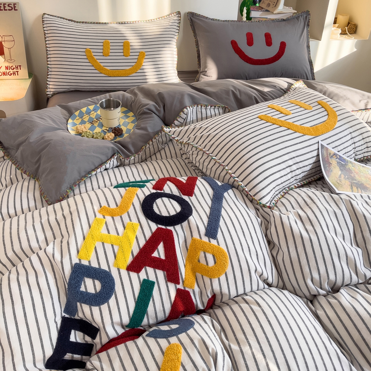 91家纺网 家纺一手货源 找家纺 炫拼家纺 2026新款A类全棉水洗棉贝壳边毛巾绣四件套-炫彩系列 炫彩-灰