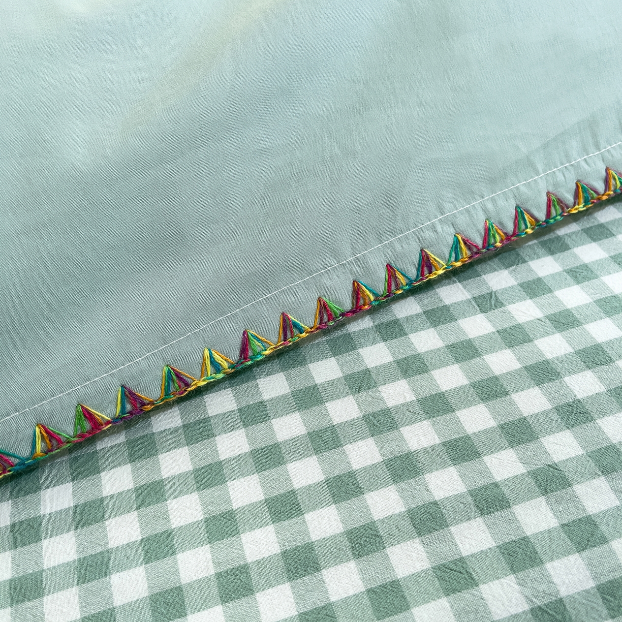 91家纺网 家纺一手货源 找家纺 炫拼家纺 2026新款A类全棉水洗棉贝壳边毛巾绣四件套-炫彩系列 炫彩-绿