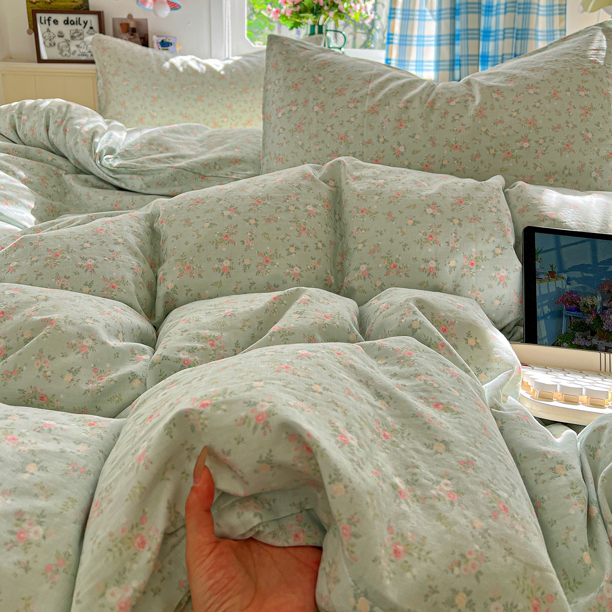 91家纺网 家纺一手货源 找家纺 焱博家纺 2026新款A类全棉双层纱系列四件套 春野苍兰