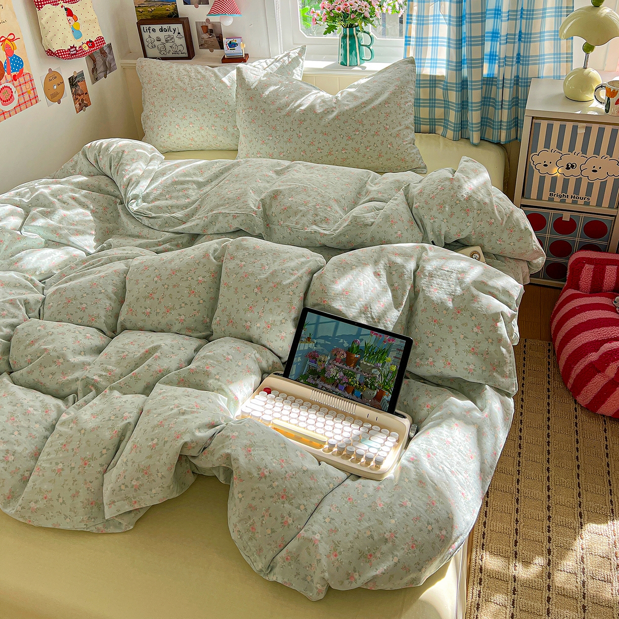 91家纺网 家纺一手货源 找家纺 焱博家纺 2026新款A类全棉双层纱系列四件套 春野苍兰