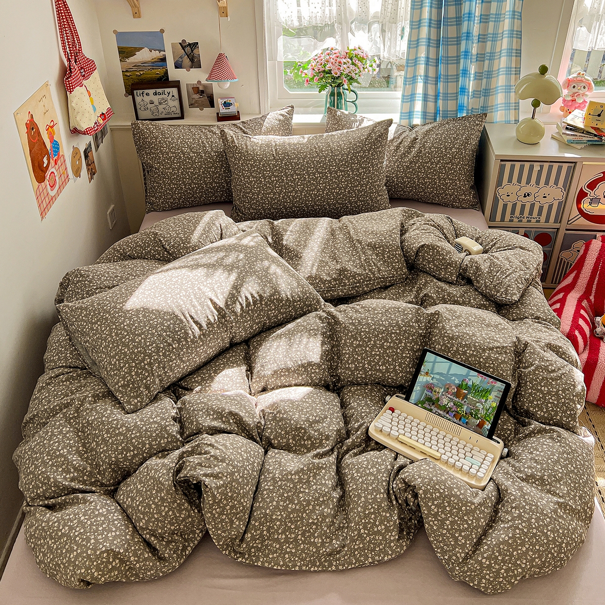 91家纺网 家纺一手货源 找家纺 焱博家纺 2026新款A类全棉双层纱系列四件套 点点蔓纱