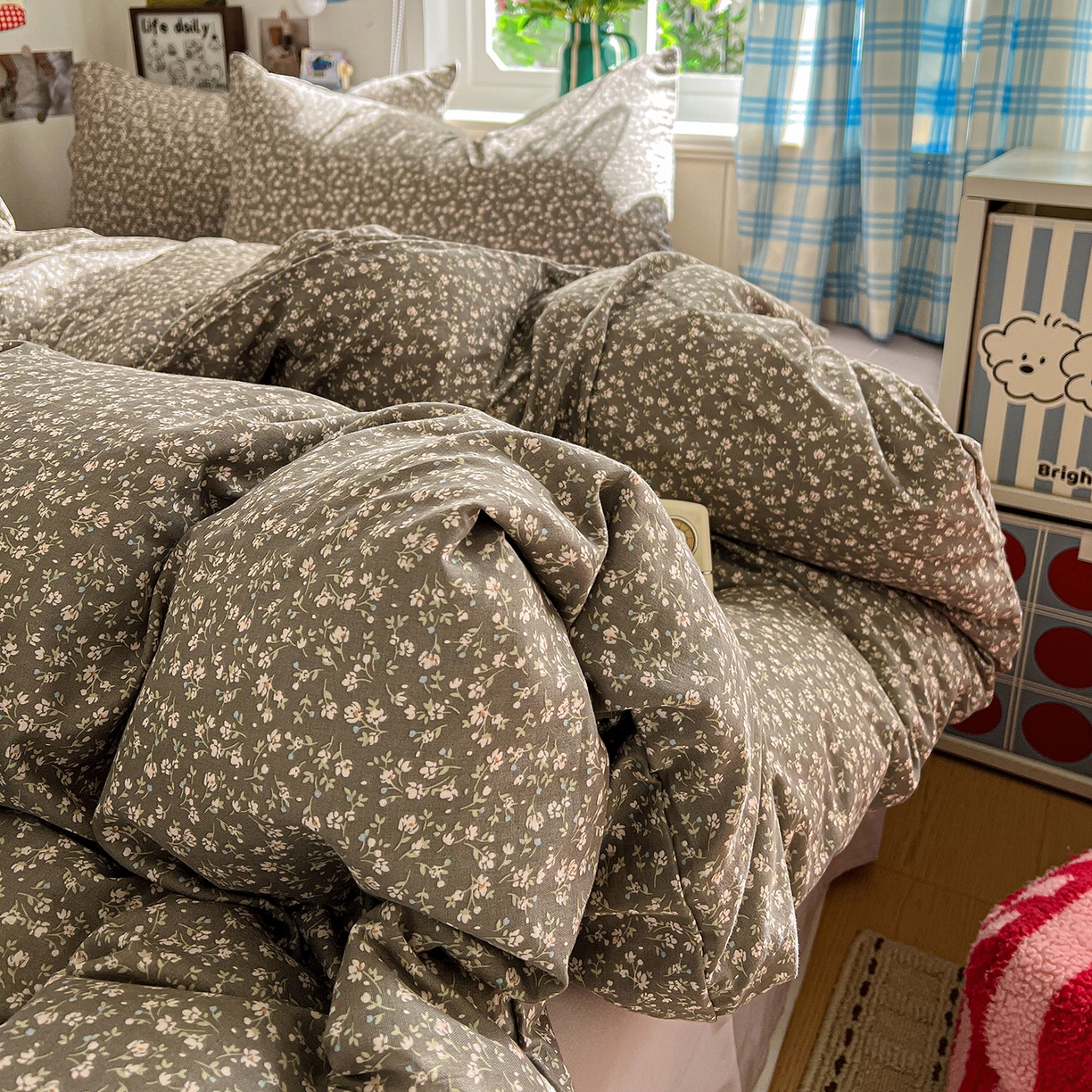 91家纺网 家纺一手货源 找家纺 焱博家纺 2026新款A类全棉双层纱系列四件套 点点蔓纱