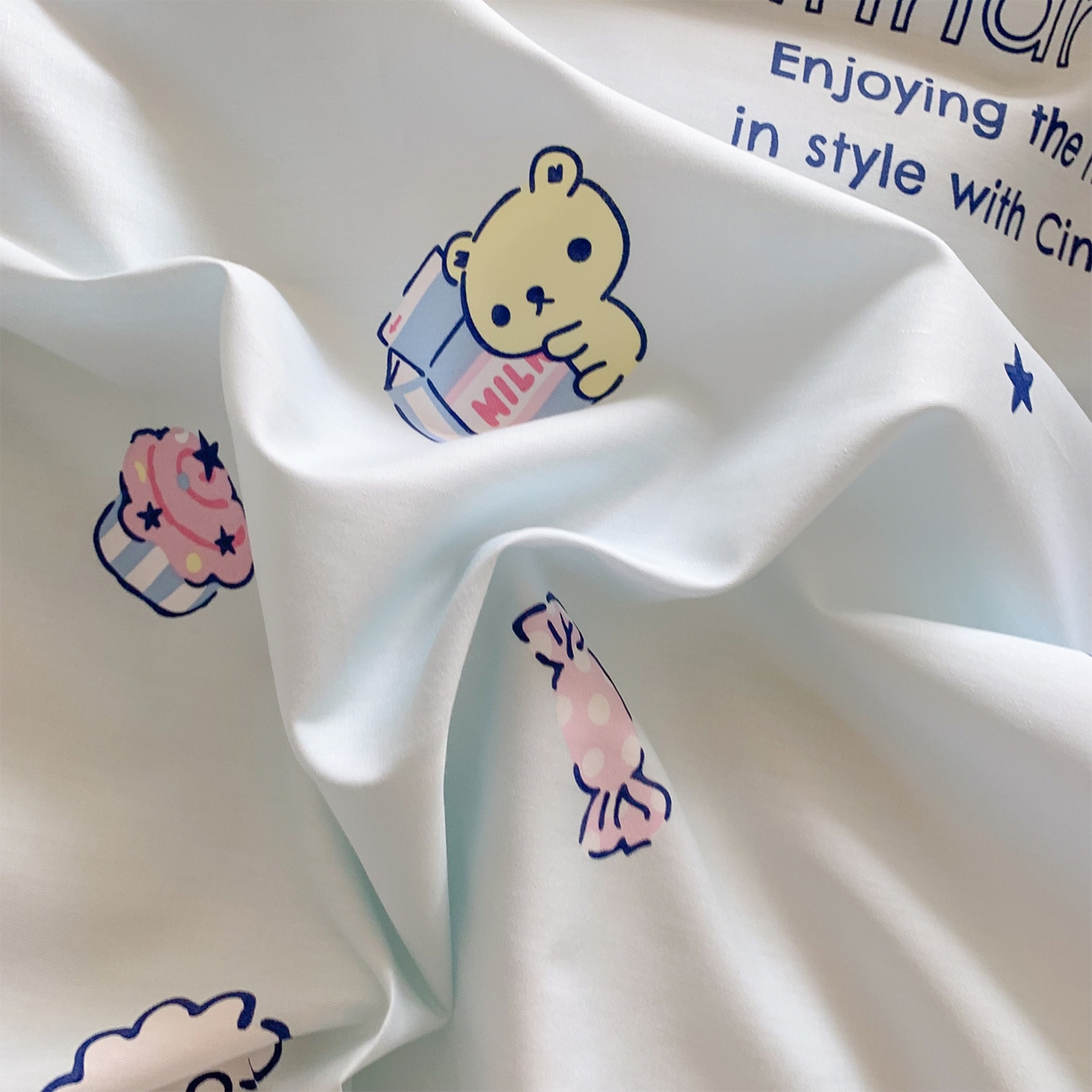 91家纺网 家纺一手货源 找家纺 玉元坊 2026新款正版授权三丽鸥系列全棉纯棉床单四件套学生三件套-大耳狗帕恰狗布丁狗系列 牛奶大耳狗【简约款】