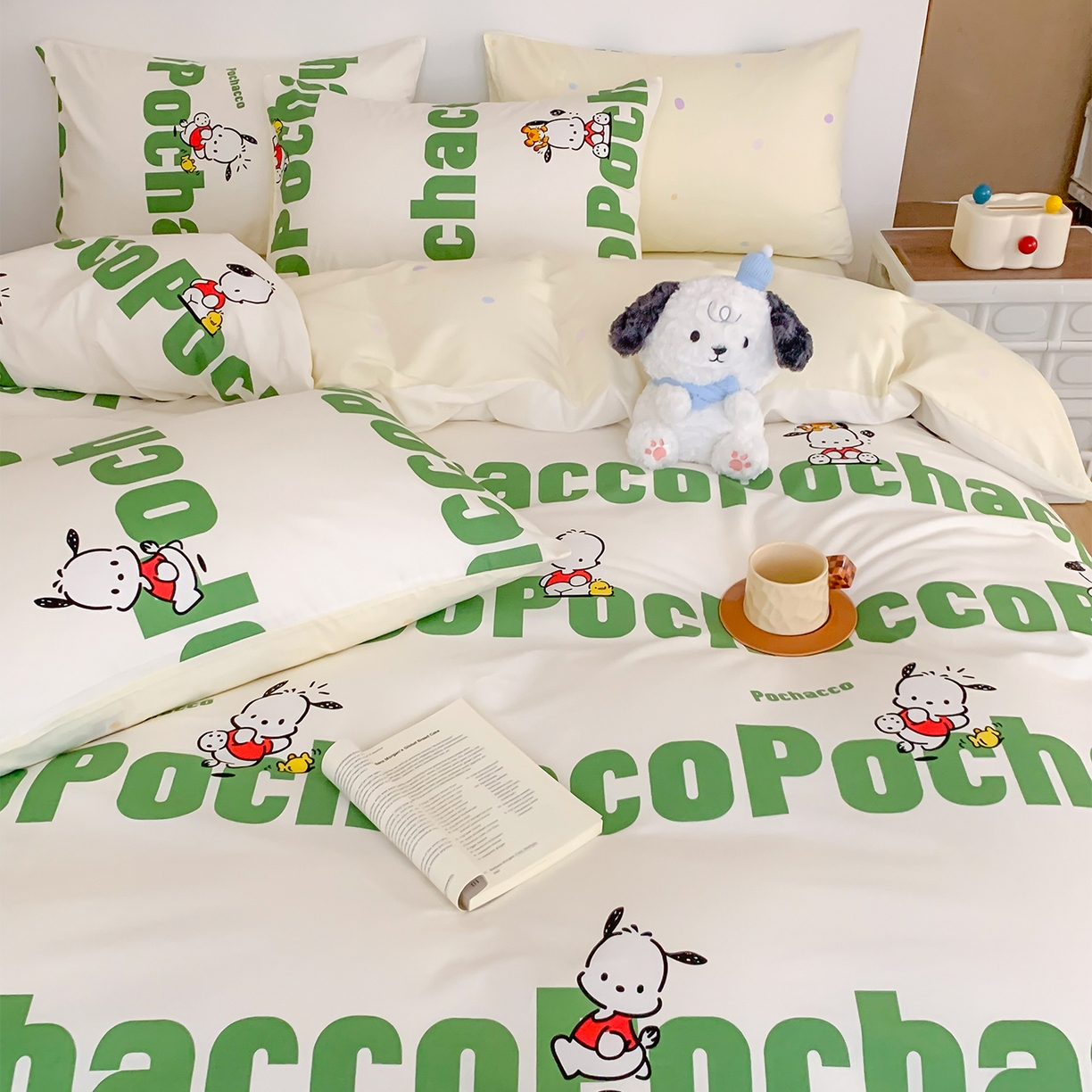 91家纺网 家纺一手货源 找家纺 玉元坊 2026新款正版授权三丽鸥系列全棉纯棉床单四件套学生三件套-大耳狗帕恰狗布丁狗系列 字母帕恰狗【简约款】