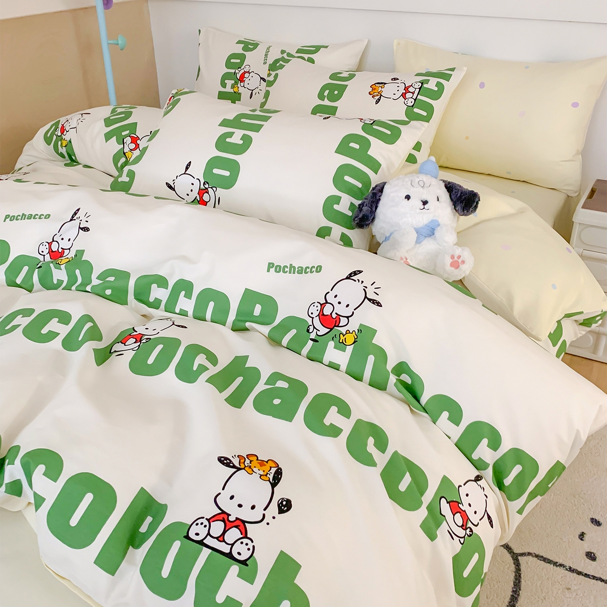 91家纺网 家纺一手货源 找家纺 玉元坊 2026新款正版授权三丽鸥系列全棉纯棉床单四件套学生三件套-大耳狗帕恰狗布丁狗系列 字母帕恰狗【简约款】