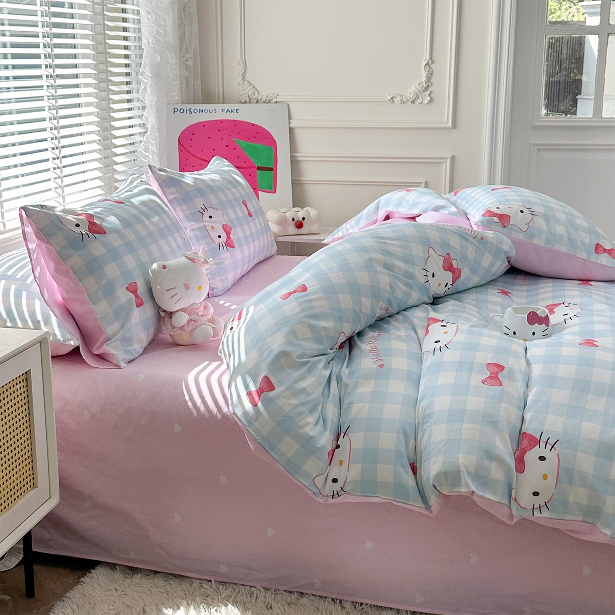 91家纺网 家纺一手货源 找家纺 玉元坊 2026新款正版授权三丽鸥系列全棉纯棉床单四件套学生三件套-凯蒂猫系列 乖巧KT【简约款】