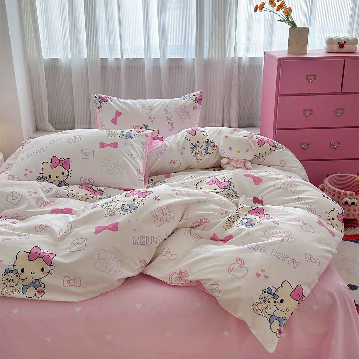 91家纺网 家纺一手货源 找家纺 玉元坊 2026新款正版授权三丽鸥系列全棉纯棉床单四件套学生三件套-凯蒂猫系列 凯蒂小熊【简约款】