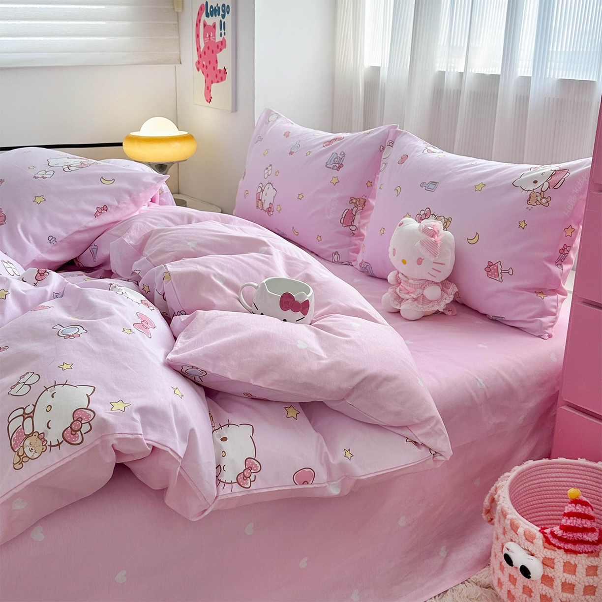 91家纺网 家纺一手货源 找家纺 玉元坊 2026新款正版授权三丽鸥系列全棉纯棉床单四件套学生三件套-凯蒂猫系列 美美凯蒂【简约款】