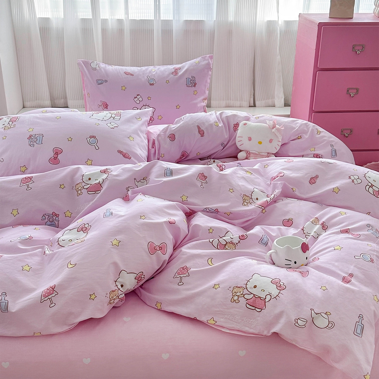 91家纺网 家纺一手货源 找家纺 玉元坊 2026新款正版授权三丽鸥系列全棉纯棉床单四件套学生三件套-凯蒂猫系列 美美凯蒂【简约款】