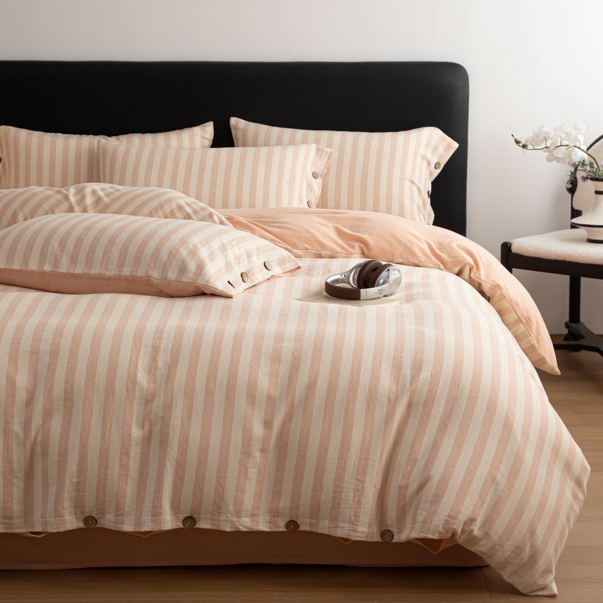 91家纺网 家纺一手货源 找家纺 （总）女子家纺 2026新款A类棉麻纽扣款四件套--条纹格子系列