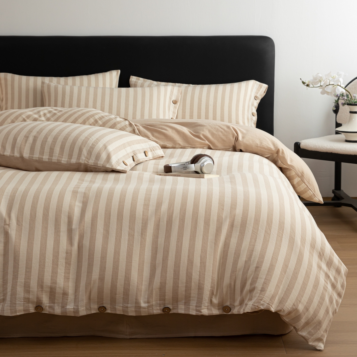 91家纺网 家纺一手货源 找家纺 （总）女子家纺 2026新款A类棉麻纽扣款四件套--条纹格子系列